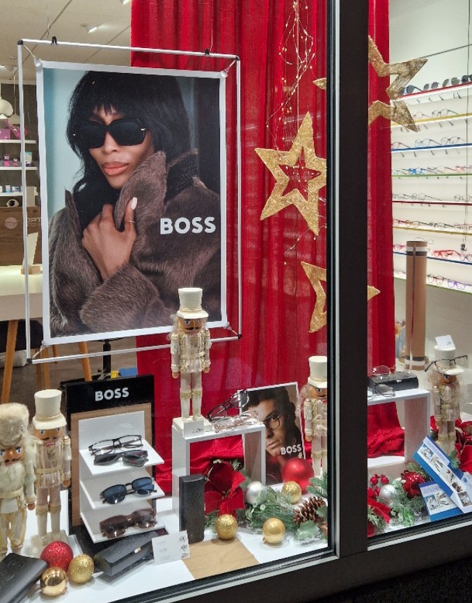 Lochner Schaufenster Deko Weihnachten Parfümerie